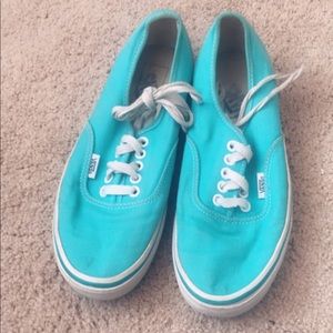 Blue old school vans💙